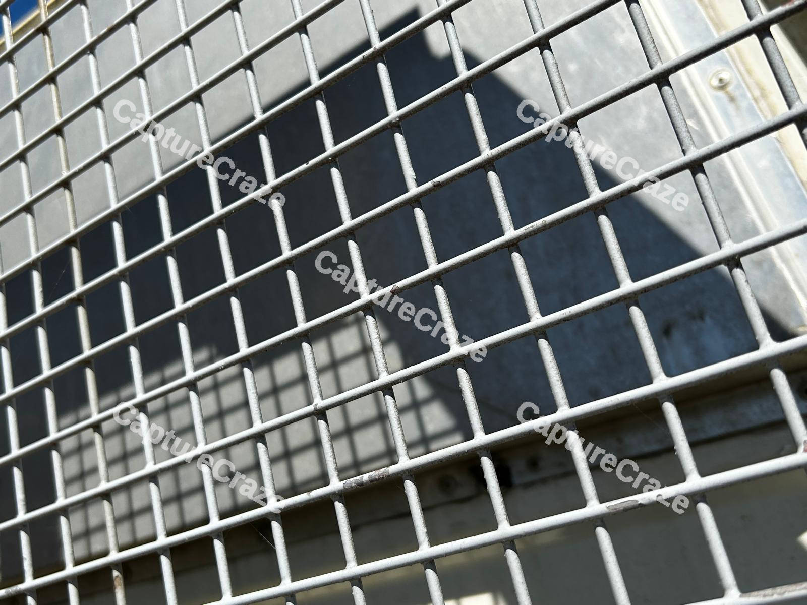 Metal Grid